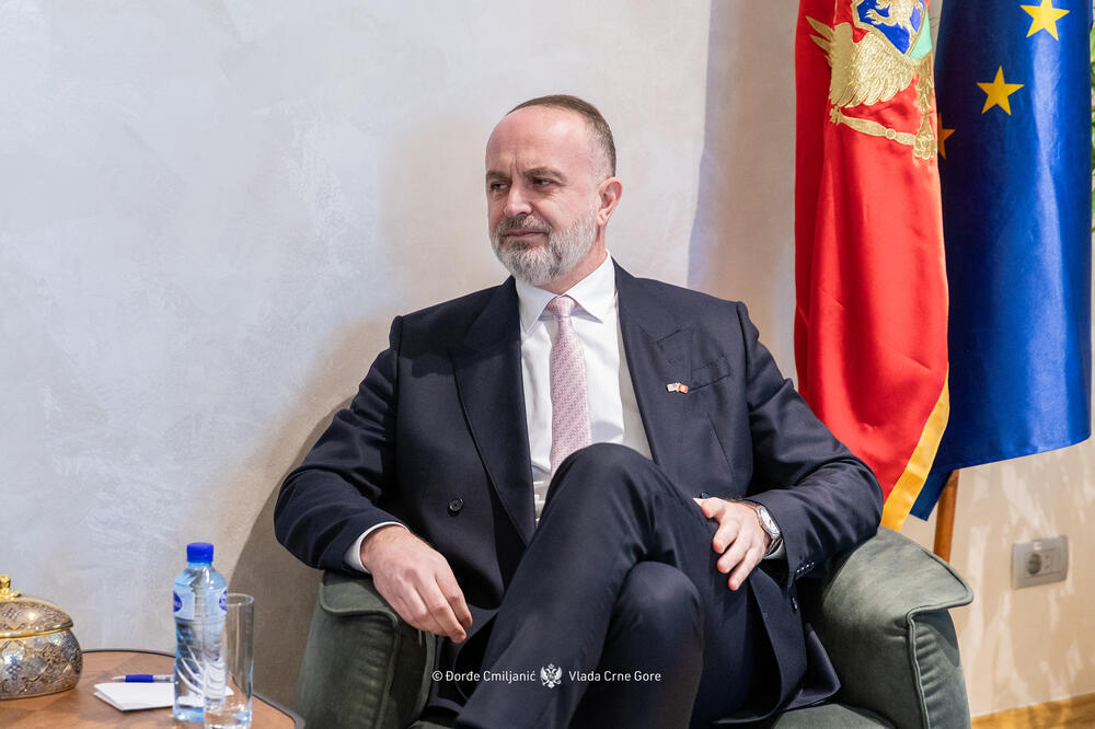 Apsolutno za poštovanje zakona: Đeljošaj, Foto: Vlada