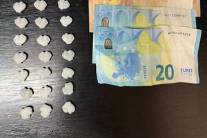Dvojica stranih državljana uhapšena u Budvi zbog "ekstazija"