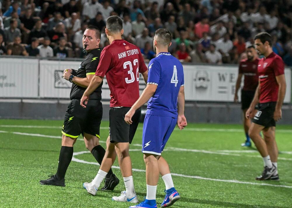 <p>Pljevljaci su na kultnom poligonu Stadiona malih sportova, u finalnom meču, pobijedili Stupove 3:0</p>
