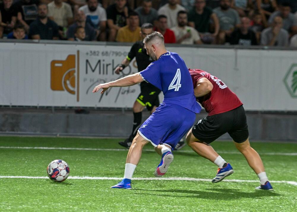 <p>Pljevljaci su na kultnom poligonu Stadiona malih sportova, u finalnom meču, pobijedili Stupove 3:0</p>