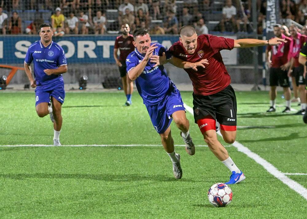 <p>Pljevljaci su na kultnom poligonu Stadiona malih sportova, u finalnom meču, pobijedili Stupove 3:0</p>