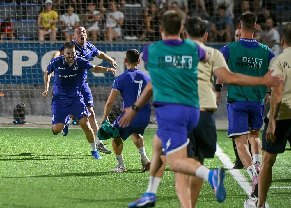 <p>Pljevljaci su na kultnom poligonu Stadiona malih sportova, u finalnom meču, pobijedili Stupove 3:0</p>