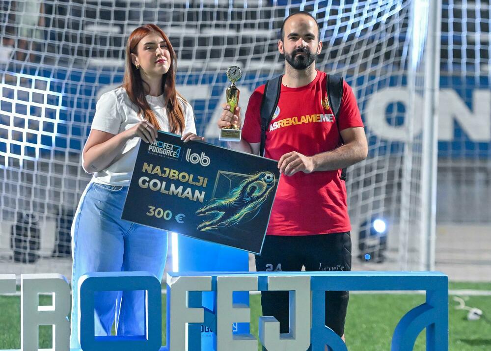 <p>Pljevljaci su na kultnom poligonu Stadiona malih sportova, u finalnom meču, pobijedili Stupove 3:0</p>