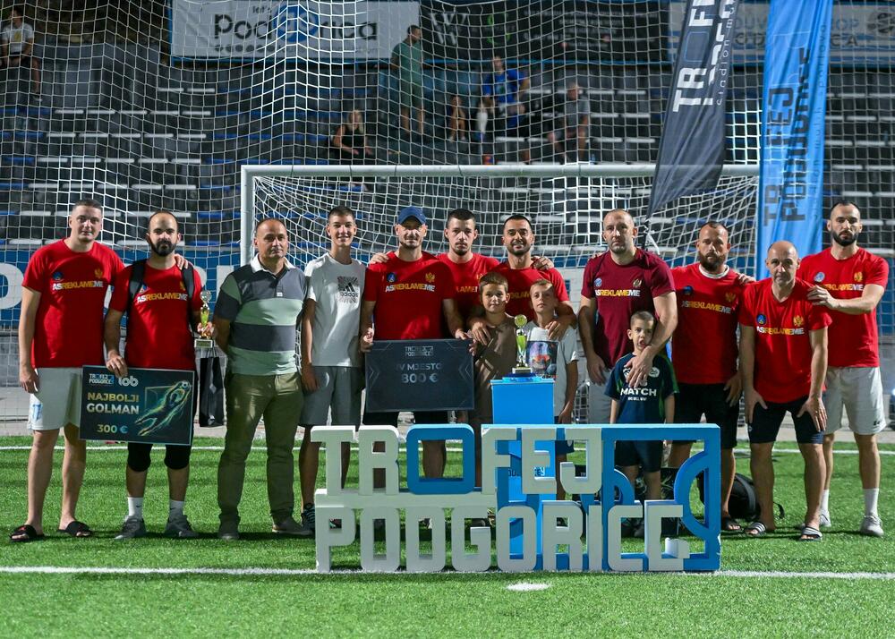 <p>Pljevljaci su na kultnom poligonu Stadiona malih sportova, u finalnom meču, pobijedili Stupove 3:0</p>