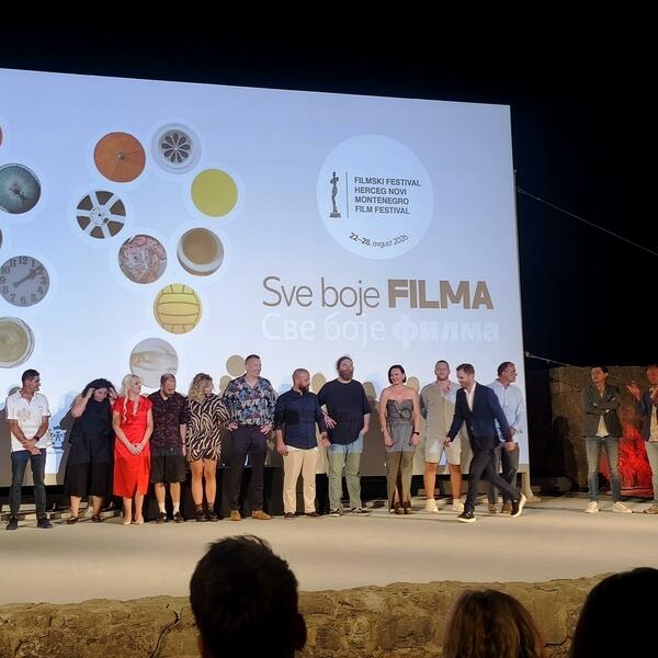 Fenomen gubitka kontrole u filmu "Crna truba"