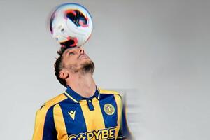 Nove kiparske boje za crnogorskog kapitena: Jovetić podiže nivo...