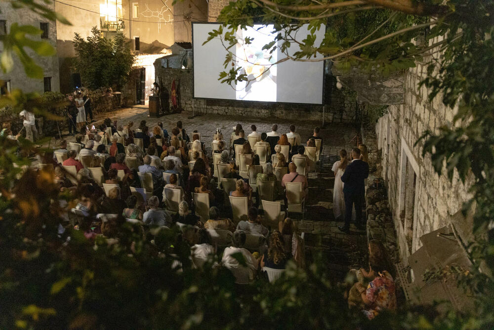 <p>Peti Festival etnološkog filma u Risnu otvorio je predsjednik Crne Gore Jakov Milatović</p>