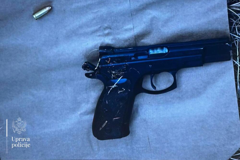 Pronađeno oružje, Foto: Uprava policije