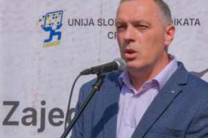 Božović jedini kandidat za predsjednika Sindikata prosvjete