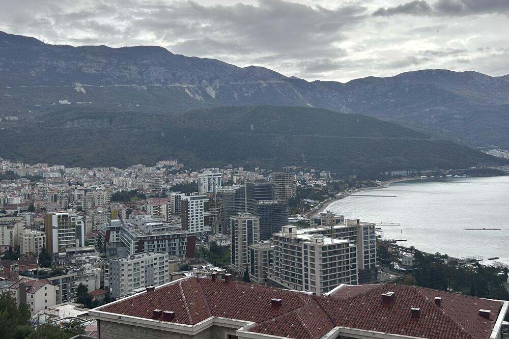 Prekomjerna gradnja u Budvi, Foto: Vuk Lajović