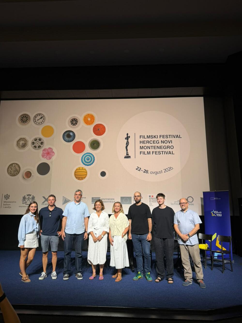 <p>"Ljetno festivalsko putovanje WeBalkans inicijative 'EU sa Tobom' završeno je na 39. Filmskom festivalu Herceg Novi &ndash; Montenegro Film Festival, gdje su se okupili filmski autori, studenti, Mladi evropski ambasadori i profesionalci iz filmske industrije oko zajedničkog pitanja: kako saradnja, obrazovanje i mogućnosti koje pruža podrška Evropske unije mogu pomoći novoj generaciji filmskih stvaralaca da svoje ideje pretvore u stvarnost?", saopšteno je iz inicijative WeBalkans</p>
