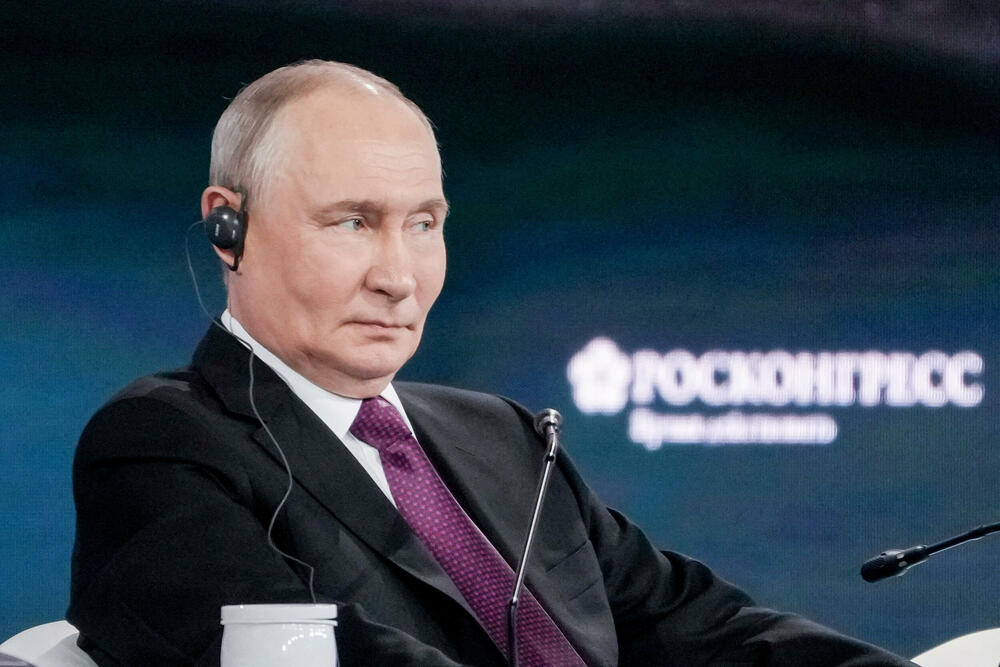 Putin na plenarnoj sjednici Istočnog ekonomskog foruma u Vladivostoku, 3. septembra
