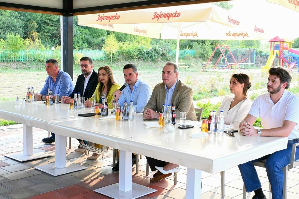 Krenuli s promocijom: detalj s PES-ovog događaja u Beranama, Foto: PES