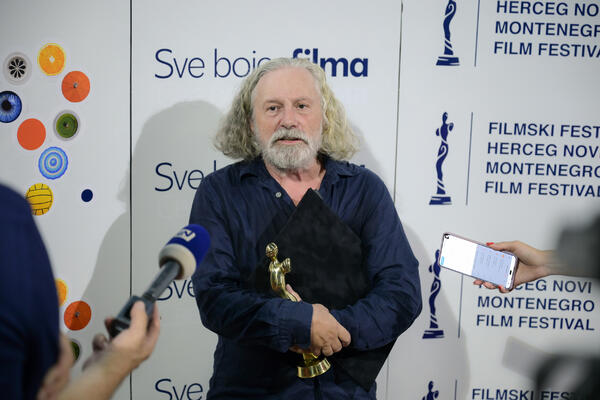 Hočevar: Skriveni ljudi smo mi, mali ljudi koje niko ne vidi