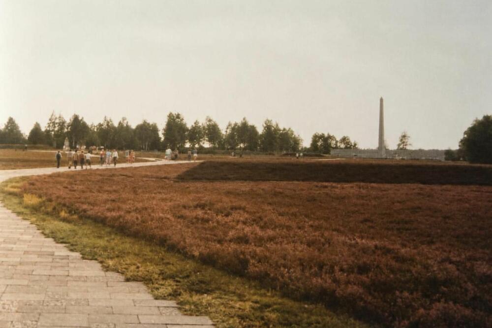 Bergen-Belsen, memorijalni centar, ljeto 1976, Foto: S. Dollaku