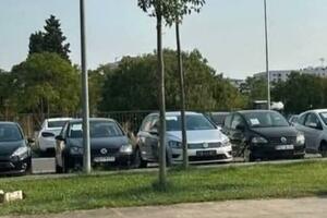 Mujović: Uklonjen nelegalni auto-plac u blizini vrtića i OŠ "Vuk...