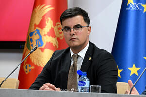 Šaranović: Uhapšena dva policajca zbog objavljivanja fotografije...