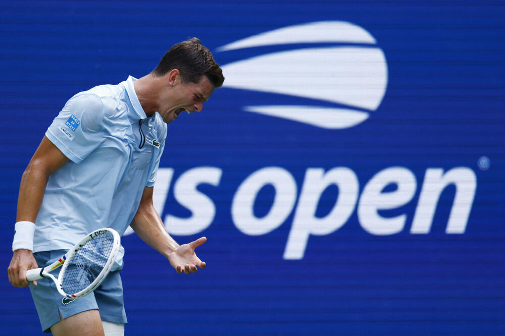 Bloks, Foto: Reuters