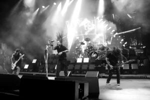 KoRn završio novi album?