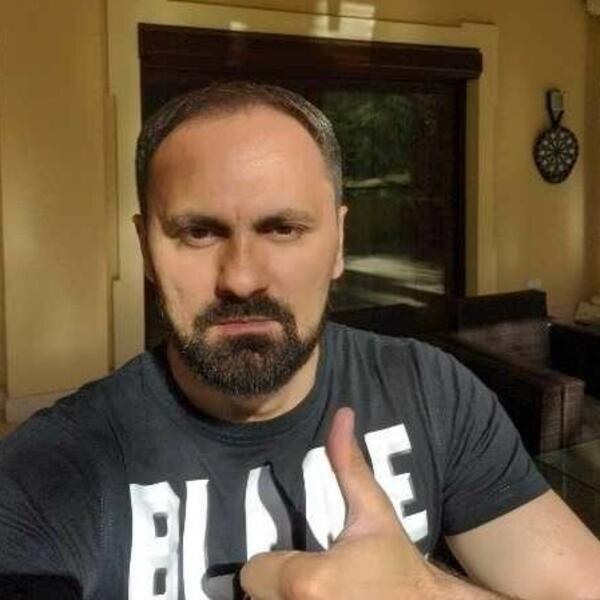 SDT tražio da se Vujotiću trajno oduzmu vile, poslovni prostori,...