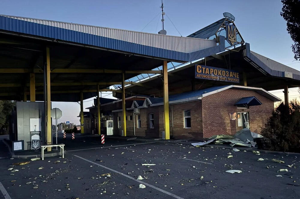 Granični prelaz Starokozače između Ukrajine i Moldavije, oštećen u ruskom napadu dronom, u Odeskoj oblasti, Foto: Reuters