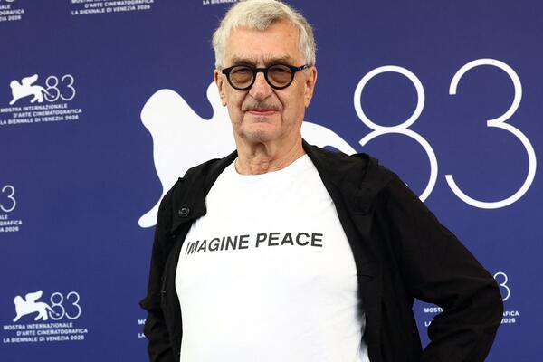 Venders: Film ne treba da bježi od politike, već da joj bude...