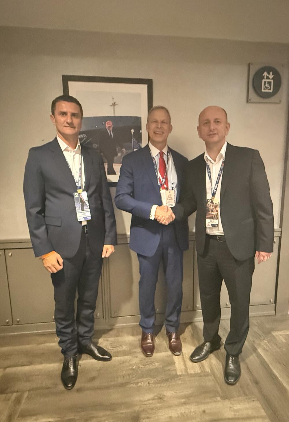 Milan Knežević, Milun Zogović, Skot Peri