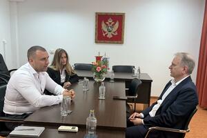 Perić posjetio Dnevni centar i "Kakaricku goru"