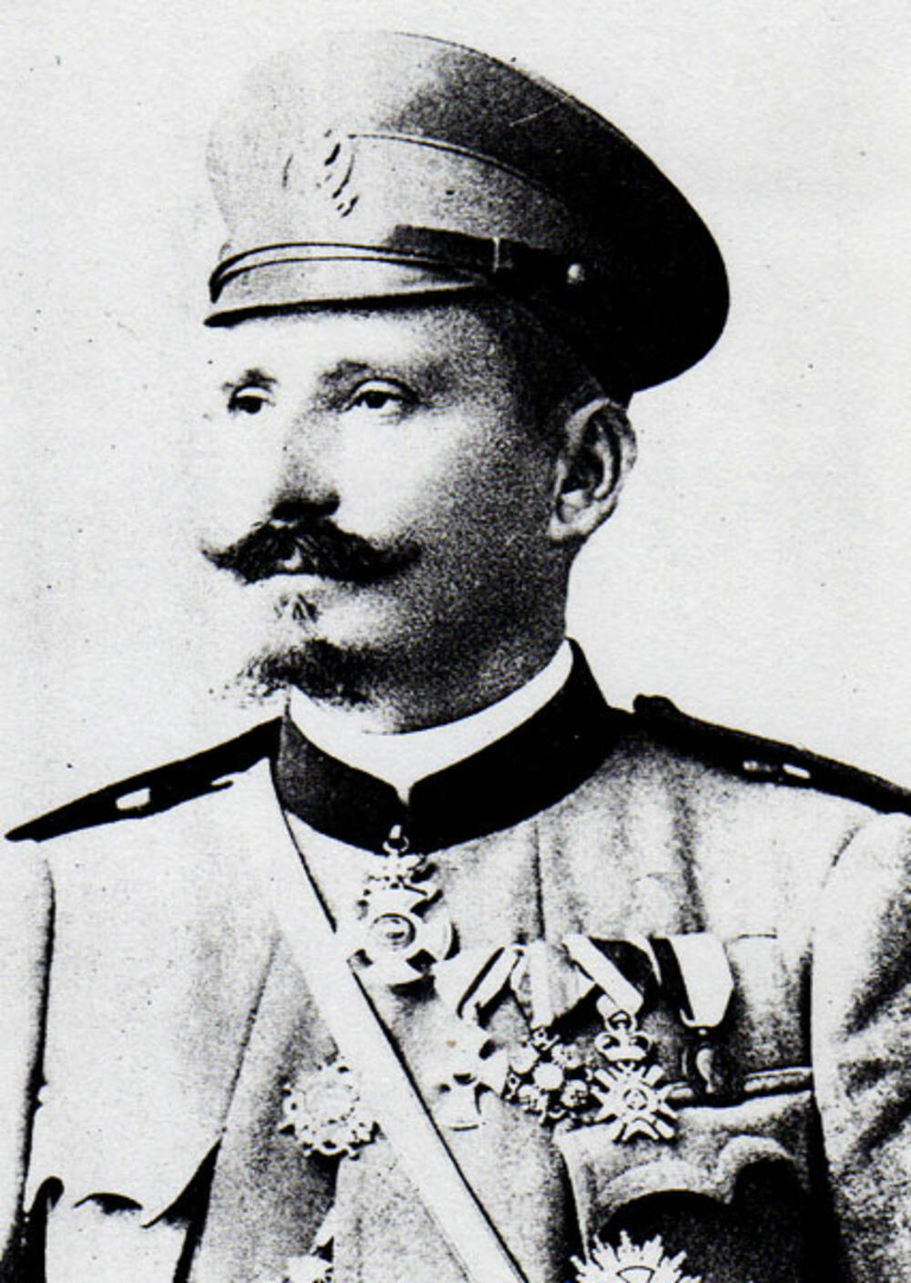 General Radomir Vešović