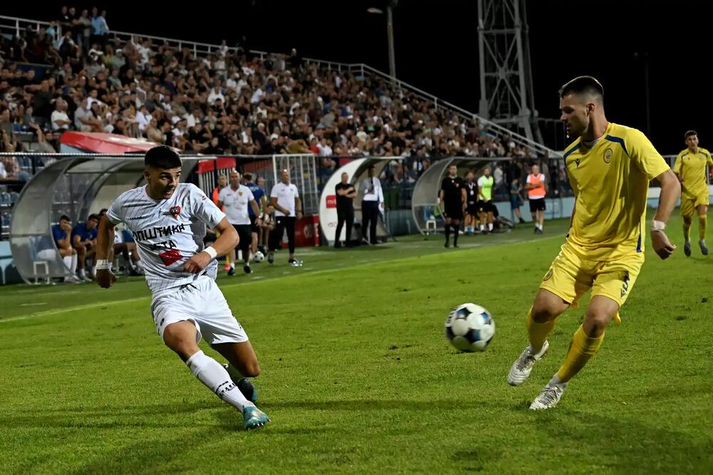 Sa derbija prošlogodišnjih amatera: Zeta-Budva, Foto: FSCG