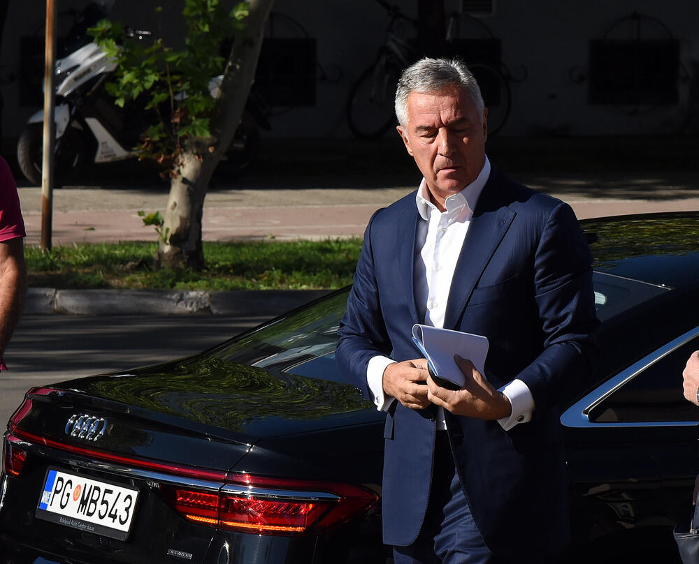 Amerikanci navodno tražili da uhapsi Mladića: Đukanović