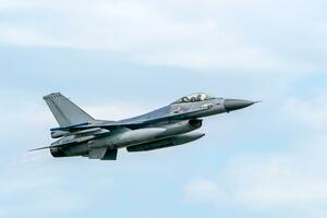 Borbeni avion NATO-a oborio dron u Litvaniji