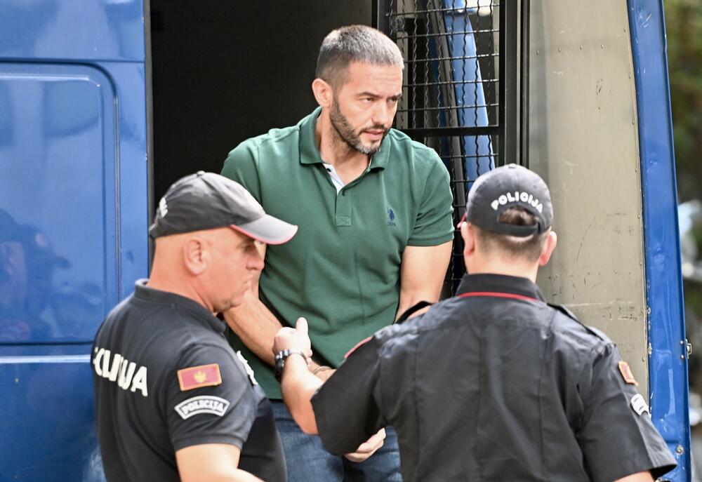 Milan Popović juče nakon hapšenja