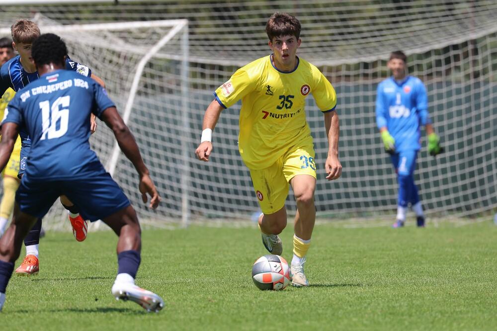 Foto: OFK Mladost Lob.bet