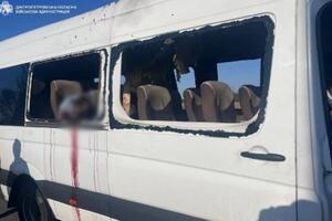 Guverner: U napadu ruskog drona na autobus poginulo pet osoba,...