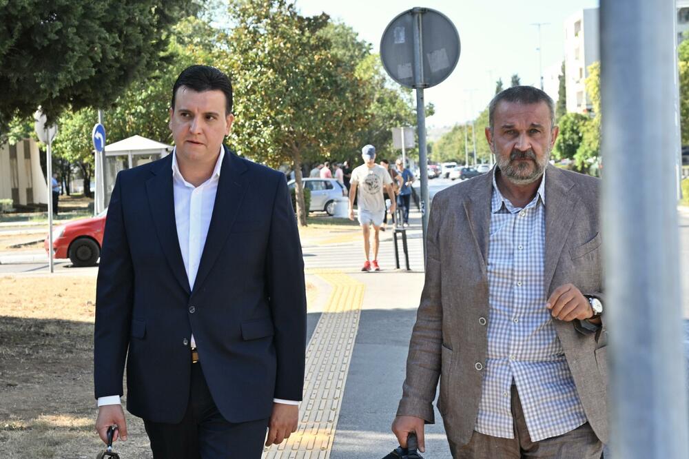 Milović izašao iz prostorija Specijalnog policijskog odjeljenja