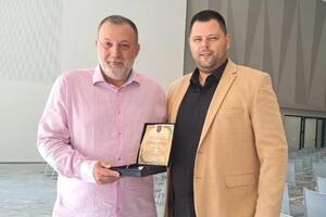 Kovačević uručio Markoviću Vučedolsku spomen medalju