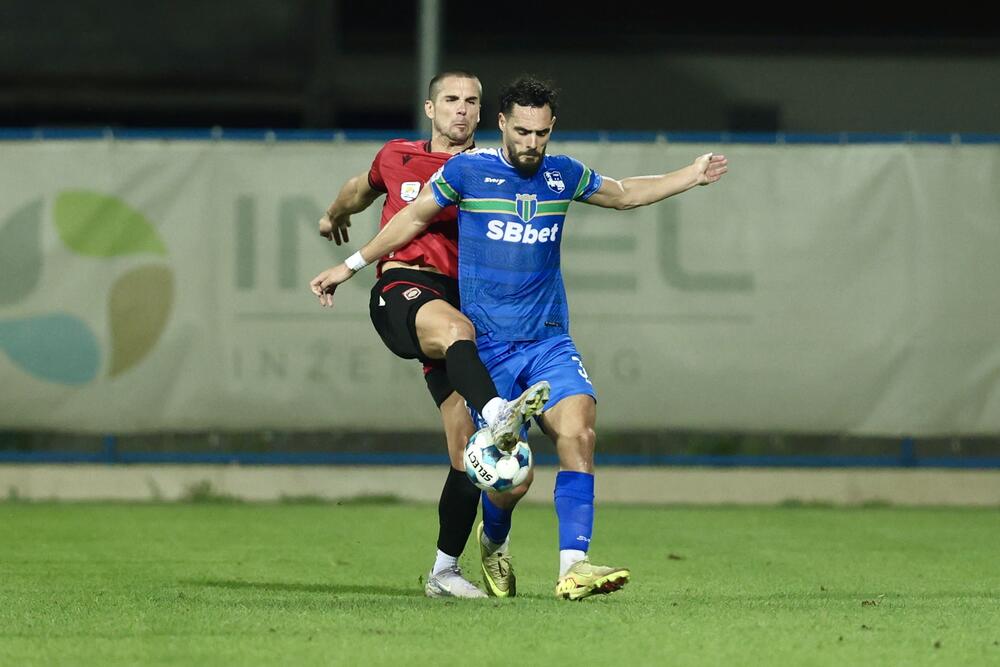 <p>Ulcinjani danas u 9. kolu MeridianBet 1. CFL savladali Jezero 4:1. Dečić igrao neriješeno sa Mornarom (1:1), Bokelj SBBet savladao Mladost Lob.Bet 3:0</p>