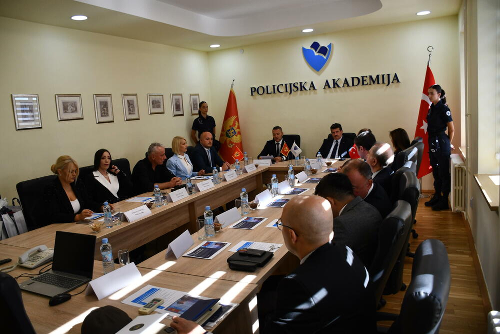 <p>Potpisan memorandum o razumijevanju o obrazovnoj i akademskoj saradnji s Turskom nacionalnom policijskom akademijom</p>
