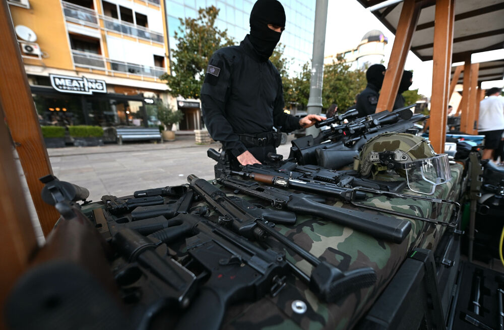 <p>Na događaju građanima predstavljena policijska oprema</p>
