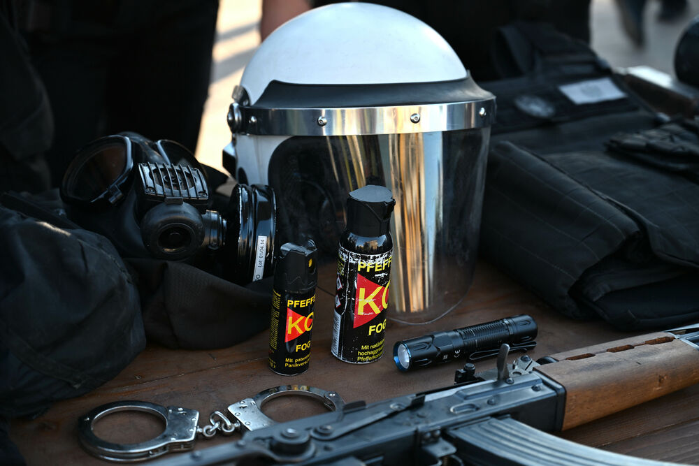 <p>Na događaju građanima predstavljena policijska oprema</p>