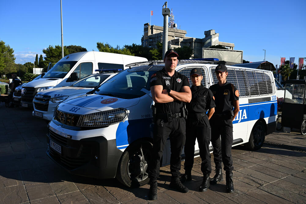 <p>Na događaju građanima predstavljena policijska oprema</p>