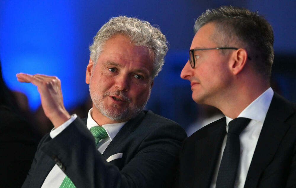 <p>Vijesti organizovale konferenciju koja je okupila okupiće predstavnike institucija, međunarodnih organizacija, poslovne, akademske i finansijske zajednice, civilnog sektora, kao i stručnjake iz oblasti održivog razvoja, energetike, investicija i ESG-a</p>