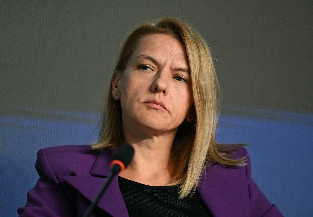 <p>Vijesti organizovale konferenciju koja je okupila okupiće predstavnike institucija, međunarodnih organizacija, poslovne, akademske i finansijske zajednice, civilnog sektora, kao i stručnjake iz oblasti održivog razvoja, energetike, investicija i ESG-a</p>