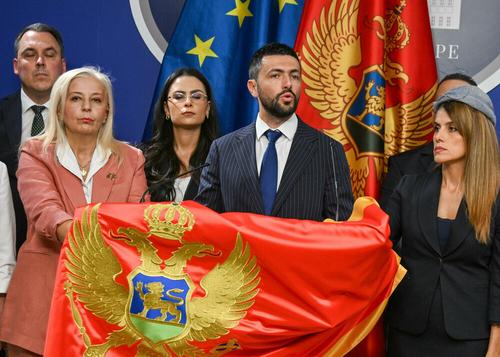 'Nema saradnje dok ne bude sjednice': Živković