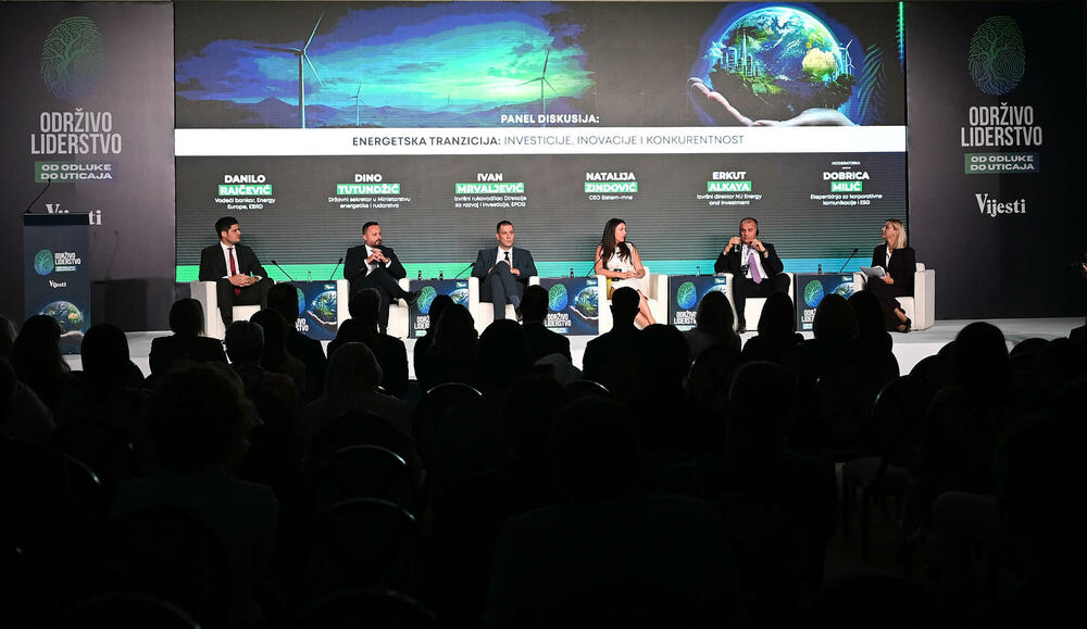<p>Vijesti organizovale konferenciju koja je okupila okupiće predstavnike institucija, međunarodnih organizacija, poslovne, akademske i finansijske zajednice, civilnog sektora, kao i stručnjake iz oblasti održivog razvoja, energetike, investicija i ESG-a</p>