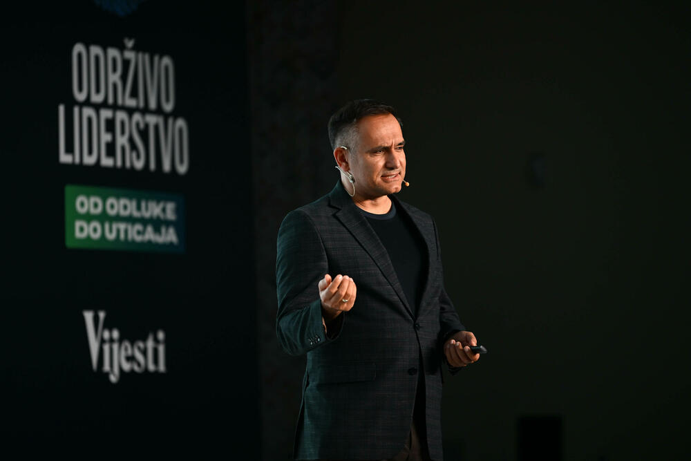<p>Vijesti organizovale konferenciju koja je okupila okupiće predstavnike institucija, međunarodnih organizacija, poslovne, akademske i finansijske zajednice, civilnog sektora, kao i stručnjake iz oblasti održivog razvoja, energetike, investicija i ESG-a</p>