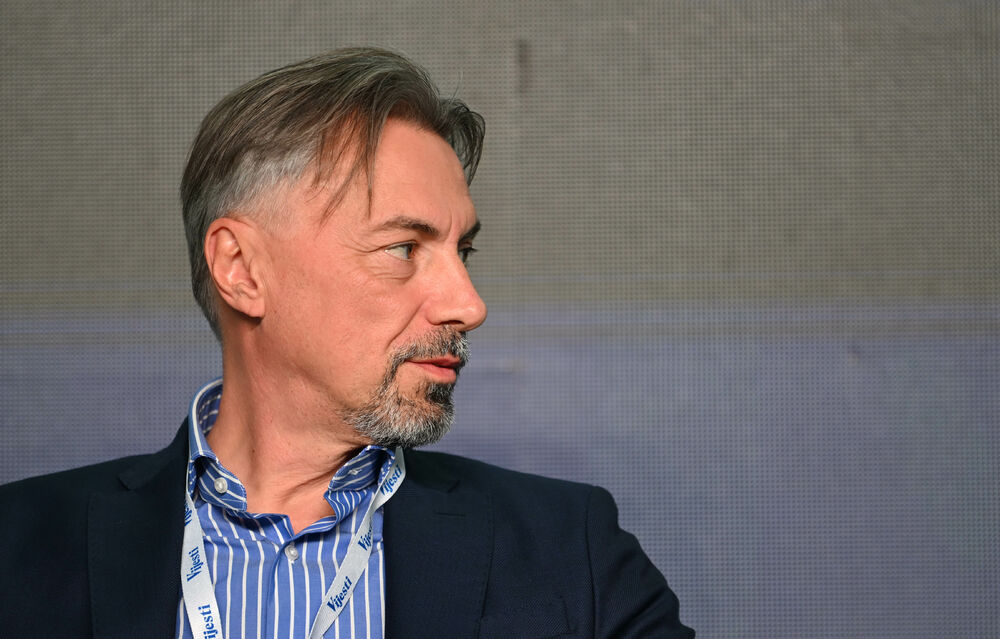 <p>Vijesti organizovale konferenciju koja je okupila okupiće predstavnike institucija, međunarodnih organizacija, poslovne, akademske i finansijske zajednice, civilnog sektora, kao i stručnjake iz oblasti održivog razvoja, energetike, investicija i ESG-a</p>
