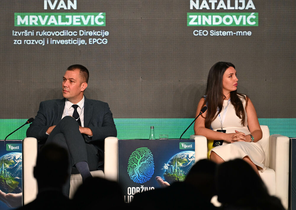 <p>Vijesti organizovale konferenciju koja je okupila okupiće predstavnike institucija, međunarodnih organizacija, poslovne, akademske i finansijske zajednice, civilnog sektora, kao i stručnjake iz oblasti održivog razvoja, energetike, investicija i ESG-a</p>