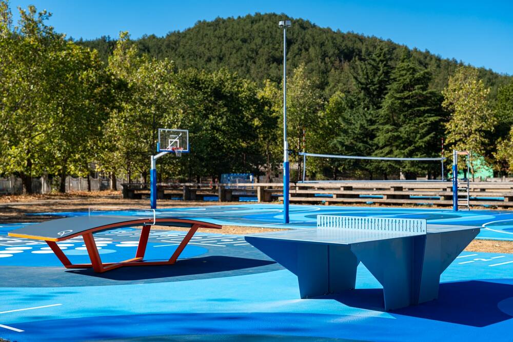 <p>Adaptirani sportski tereni u okviru programa &bdquo;Nek&rsquo; se čuje lopta&ldquo;, najavljen nastavak projekta naredne godine</p>
